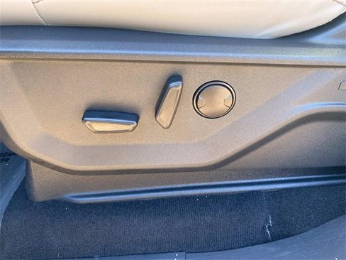 Used 2025 Ford Expedition Max Active image 21