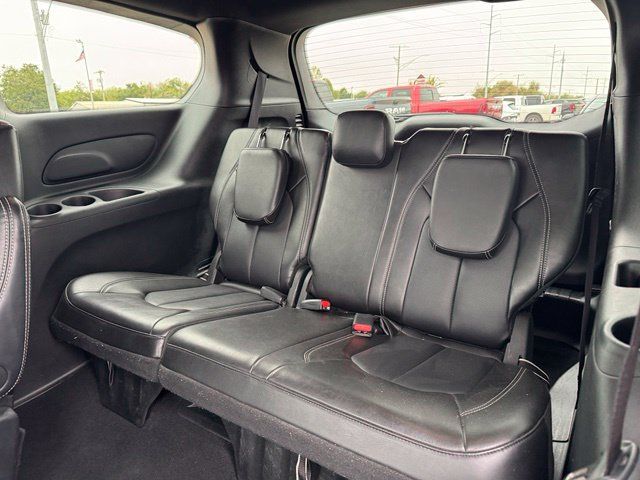 Used 2025 Chrysler Pacifica Select FWD image 13