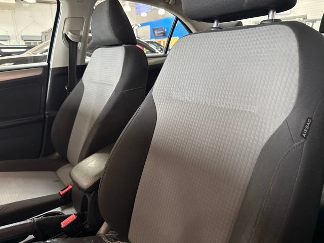 Used 2017 Volkswagen Jetta S FWD image 9