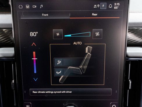 Used 2025 GMC Yukon AT4 w/ Premium Trailering Package image 24