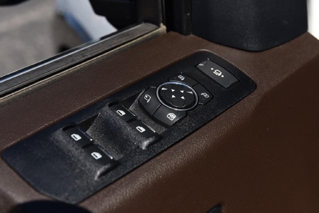 Used 2022 Ford F350 King Ranch w/ King Ranch Ultimate Package AWD/4WD image 9