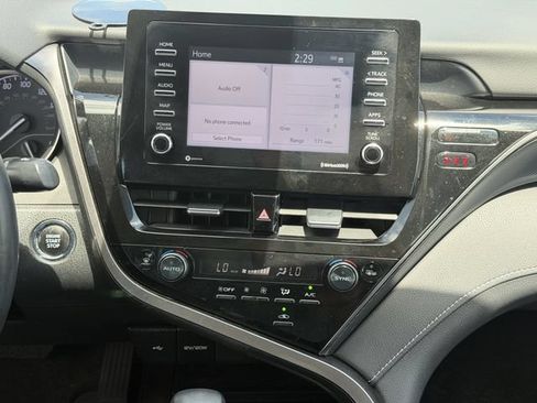Used 2023 Toyota Camry SE w/ Convenience Package FWD image 17