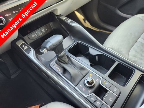 New 2025 Kia Sorento S image 15