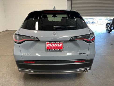 Used 2025 Honda HR-V Sport image 4