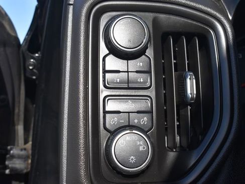 Certified 2020 Chevrolet Silverado 1500 Custom Trail Boss w/ Custom Convenience Package image 24