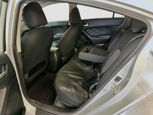 Used 2018 Kia Forte LX w/ LX Popular Package image 28