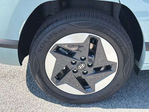 Used 2024 Hyundai Kona SEL FWD image 17