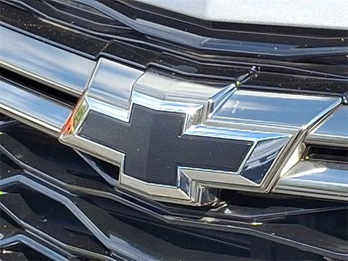 Certified 2023 Chevrolet Equinox RS w/ LPO, Floor Liner Package image 28