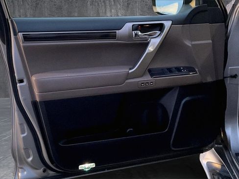 Used 2020 Lexus GX 460 Premium image 20