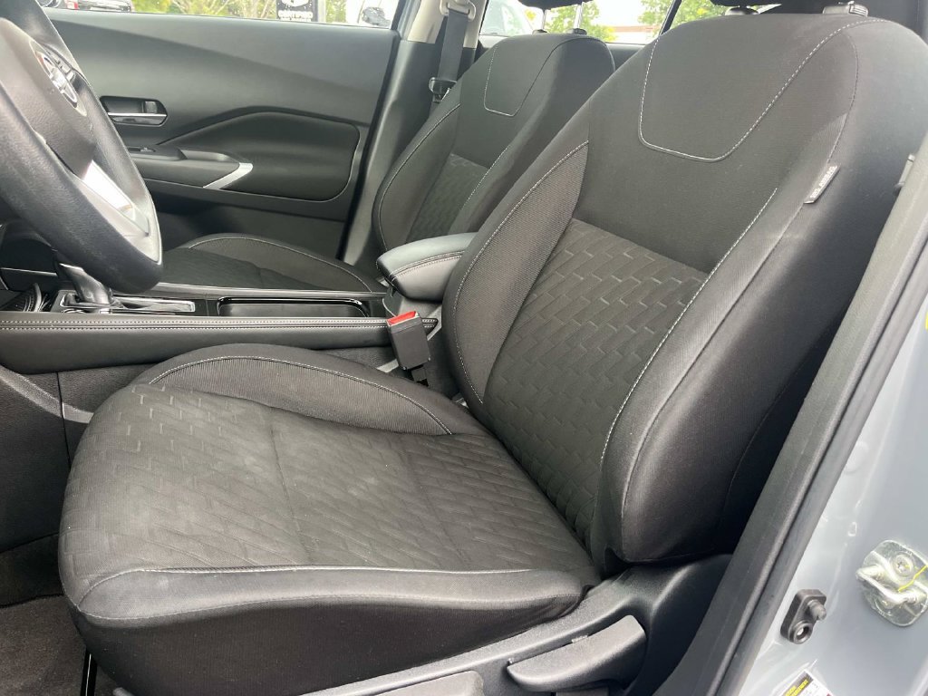 Used 2023 Nissan Kicks SV FWD image 31