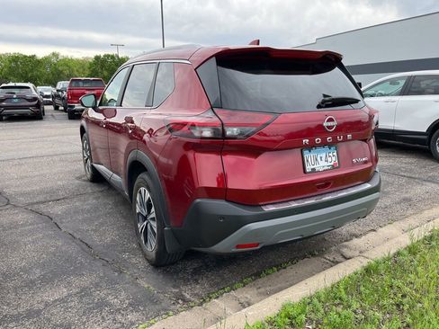Used 2023 Nissan Rogue SV w/ SV Premium B Package AWD/4WD image 5