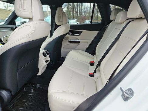 New 2026 Mercedes-Benz GLC 300 4MATIC image 14