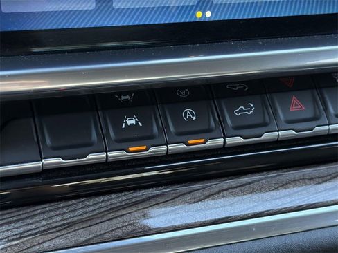 Used 2023 Chevrolet Silverado 1500 LT Trail Boss w/ Protection Package image 18