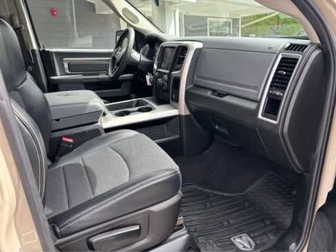 Used 2019 RAM 1500 Classic Warlock w/ Electronics Group AWD/4WD image 18