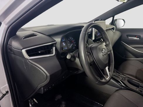 Used 2024 Toyota Corolla SE w/ Convenience Package FWD image 23