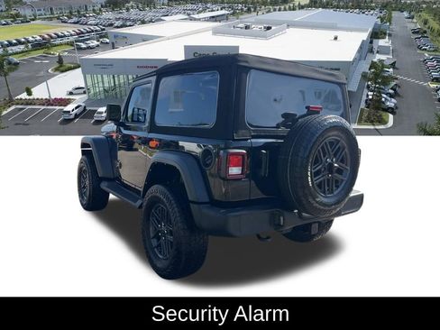 Certified 2023 Jeep Wrangler Sport AWD/4WD image 24