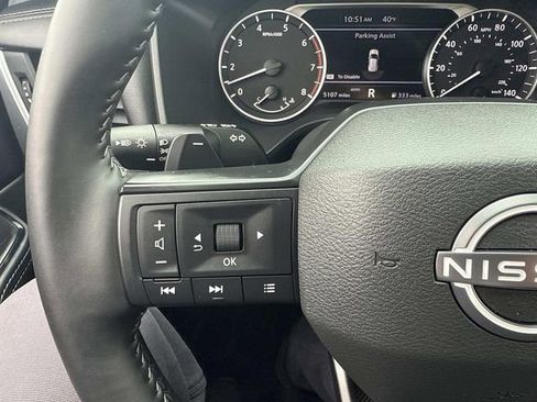 Used 2025 Nissan Rogue SV AWD/4WD image 30