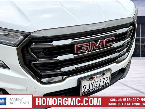 Used 2023 GMC Terrain AT4 AWD/4WD image 33