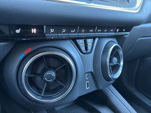 Used 2024 Chevrolet Blazer LT w/ Sound & Technology Package image 32