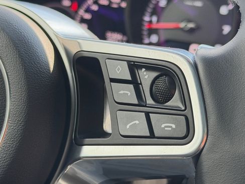 Certified 2023 Porsche Cayenne Platinum Edition AWD/4WD image 25