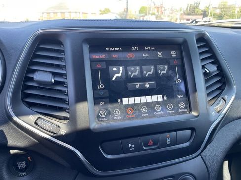 Used 2021 Jeep Cherokee Latitude Lux 80th Anniv w/ Quick Order Package 26U 80TH image 12