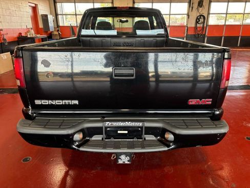 Used 1999 GMC Sonoma SLS w/ Marketing Option Pkg image 8