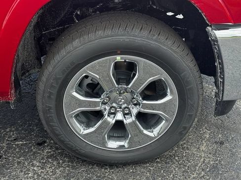 New 2026 RAM 1500 Big Horn AWD/4WD image 9