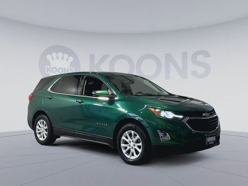 Used 2018 Chevrolet Equinox LT AWD/4WD image 2