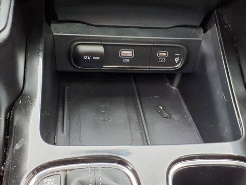 Used 2024 Kia Telluride SX image 16