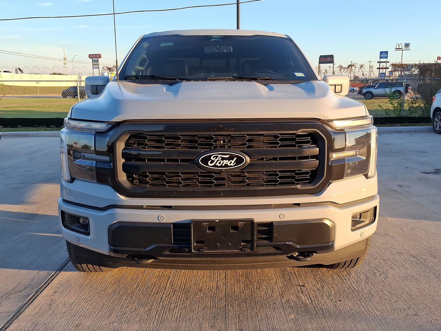 Used 2026 Ford F150 Lariat w/ Equipment Group 501A Mid AWD/4WD image 5