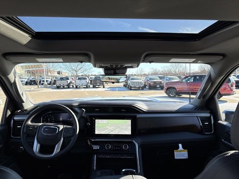 New 2026 GMC Sierra 3500 Denali image 18