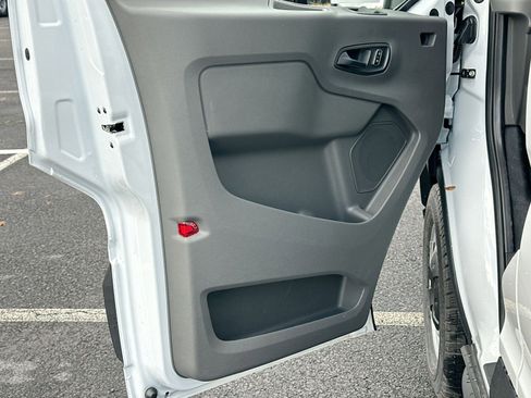 New 2026 Ford Transit 250 148 Medium Roof w/ Load Area Protection Package image 15