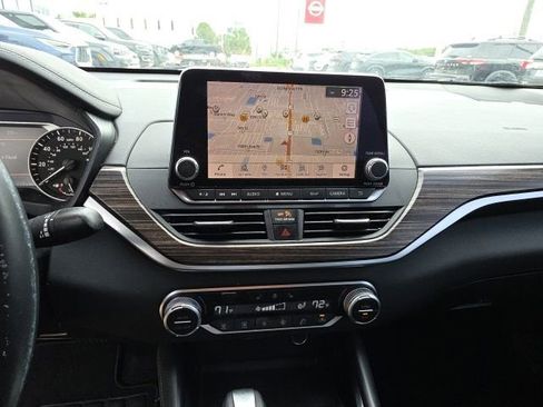 Used 2020 Nissan Altima 2.5 SL AWD/4WD image 18