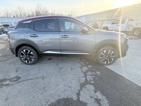 New 2026 Nissan Kicks SR w/ Cold Weather Package AWD/4WD image 4