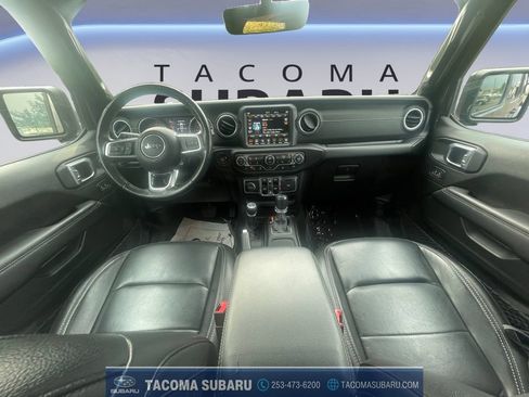 Used 2020 Jeep Wrangler Unlimited Sahara w/ Uconnect 4C Nav & Sound Group AWD/4WD image 12