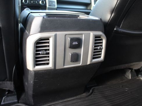 Used 2015 Ford F150 Lariat w/ Equipment Group 501A Mid AWD/4WD image 22