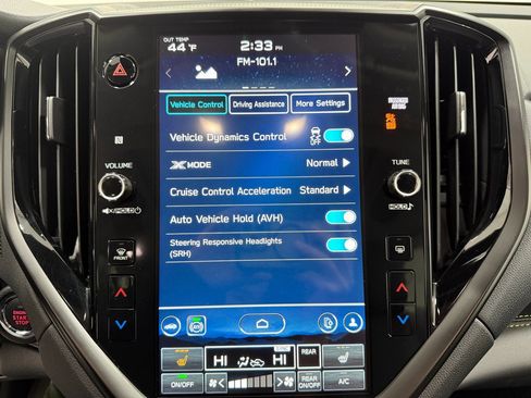 Used 2025 Subaru Ascent Onyx Edition image 17