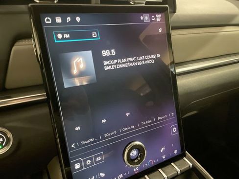 Used 2026 GMC Terrain Elevation w/ Black Edition image 18