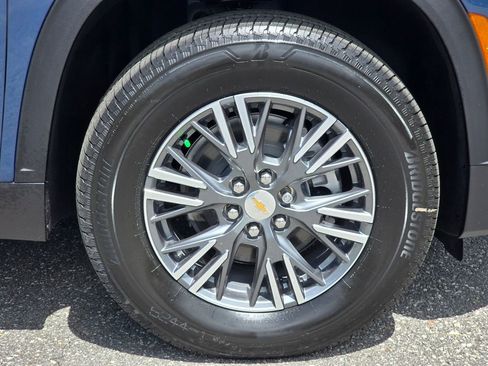 New 2026 Chevrolet Traverse LT FWD image 15