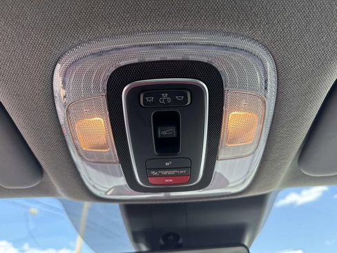 Used 2025 Hyundai Elantra SEL image 41