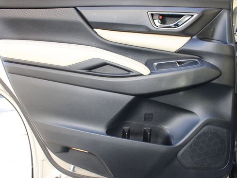 Used 2019 Subaru Ascent Limited image 14