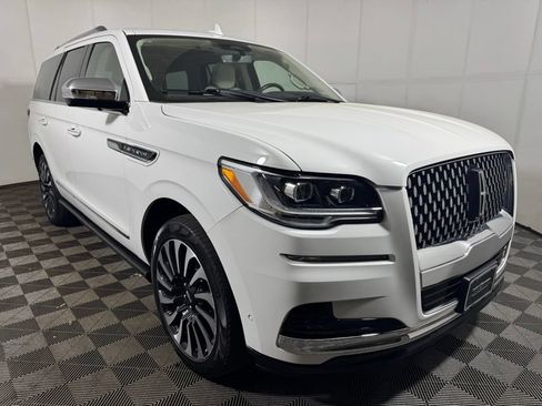 Certified 2023 Lincoln Navigator Black Label AWD/4WD image 7