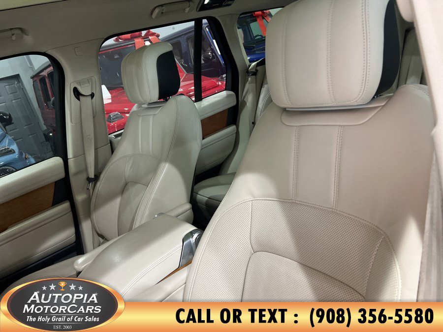 Used 2020 Land Rover Range Rover HSE AWD/4WD image 12