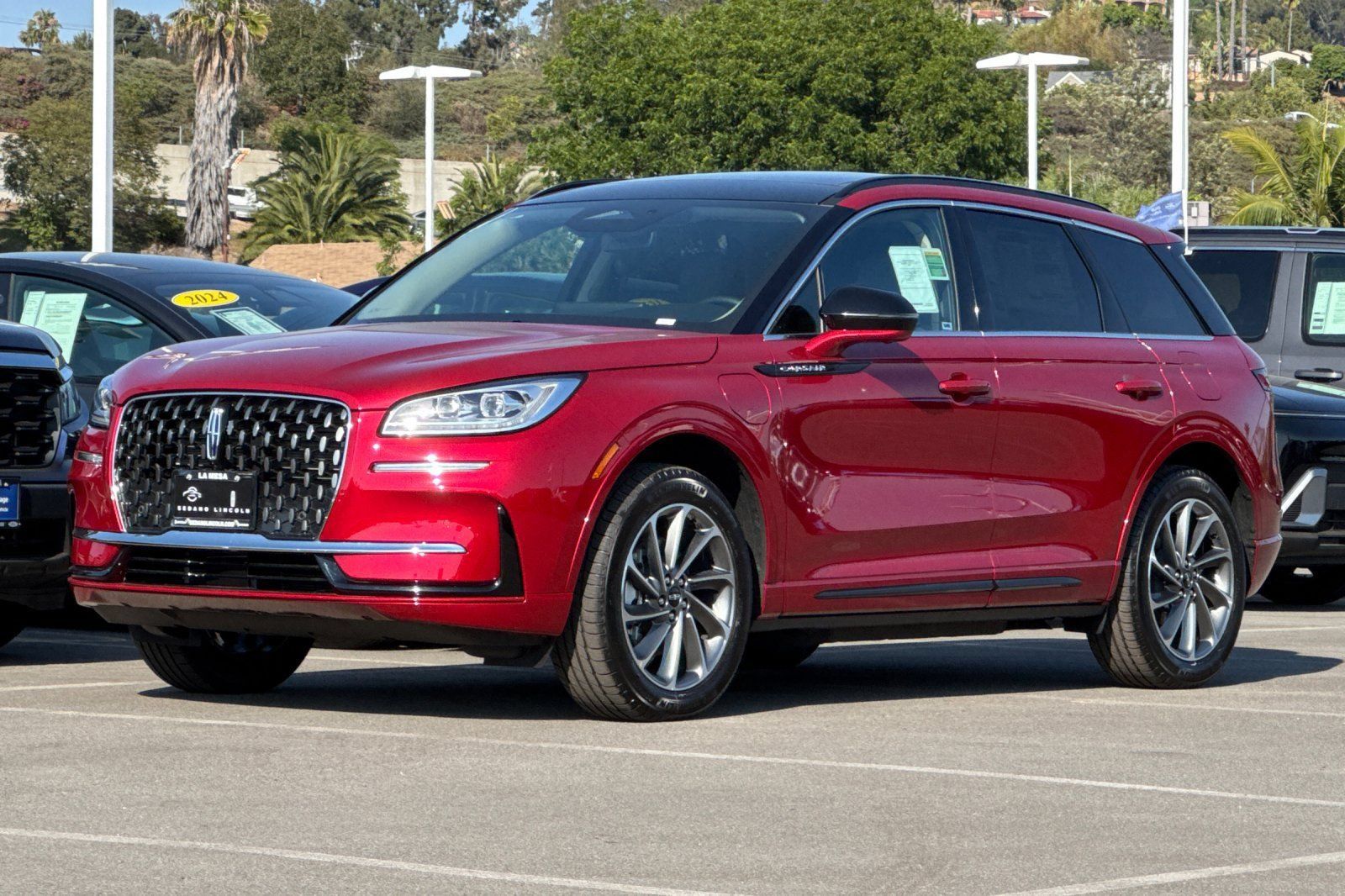 New 2025 Lincoln Corsair Grand Touring w/ Equipment Group 301A AWD/4WD image 7