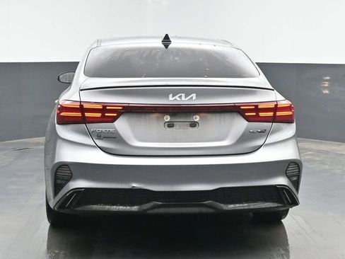 Used 2023 Kia Forte GT-Line w/ GT-Line Premium Package FWD image 9