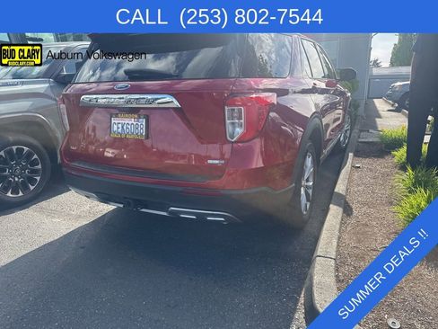 Used 2020 Ford Explorer XLT w/ Equipment Group 202A AWD/4WD image 5