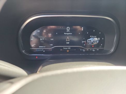 Used 2023 GMC Yukon AT4 AWD/4WD image 18