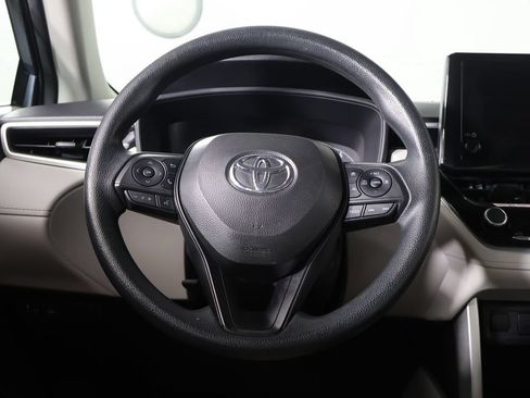 Used 2024 Toyota Corolla Cross L FWD image 30