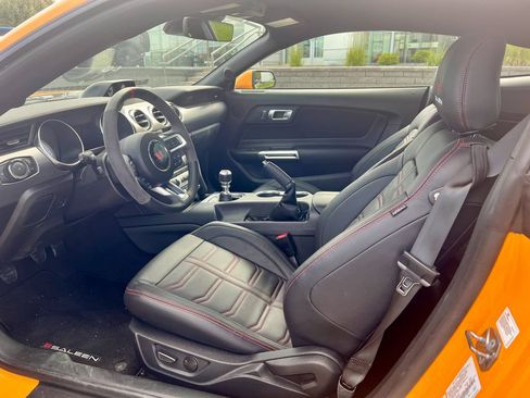 Used 2022 Ford Mustang GT w/ Equipment Group 301A RWD image 9