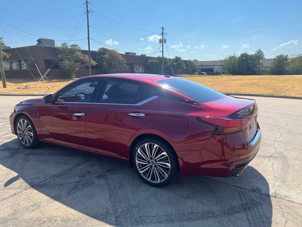 Used 2023 Nissan Altima 2.5 SL FWD image 28